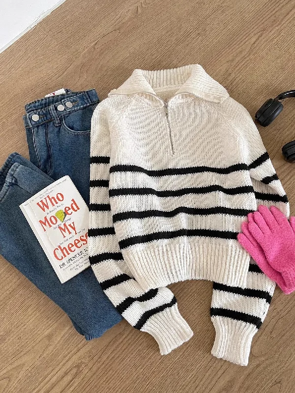 Simple POLO collar striped sweater    S4789